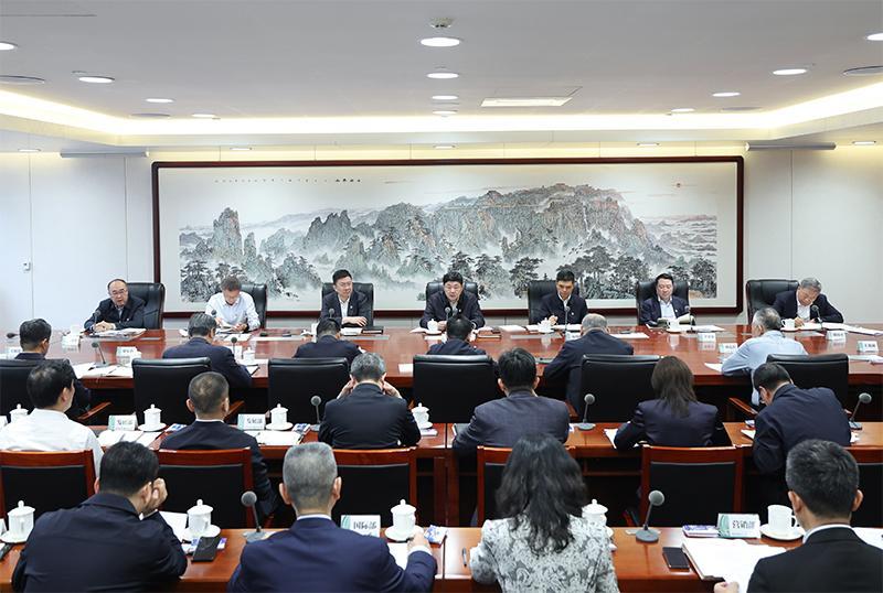 公司黨組舉辦深入貫徹中央八項(xiàng)規(guī)定精神學(xué)習(xí)教育讀書班