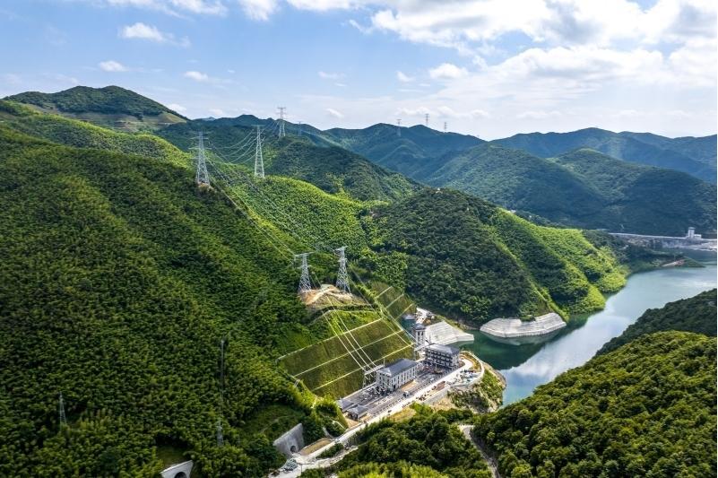 公司積極擴(kuò)大有效投資加快重大項(xiàng)目建設(shè)